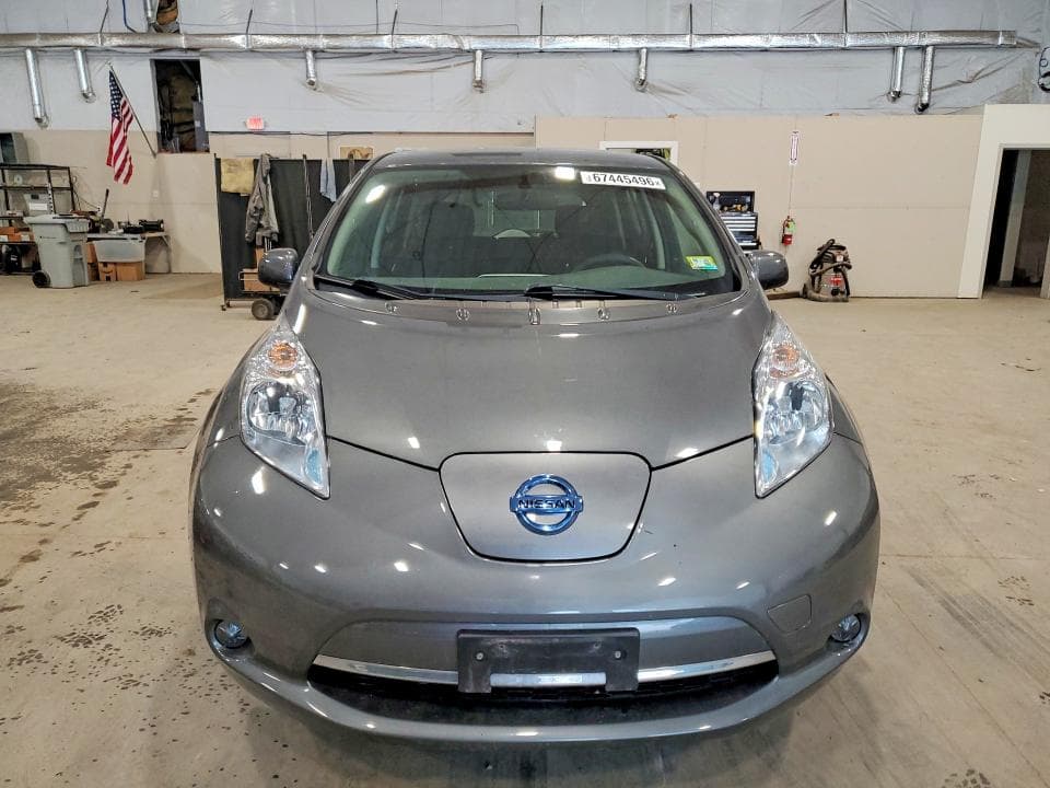 2017 NISSAN LEAF S 5