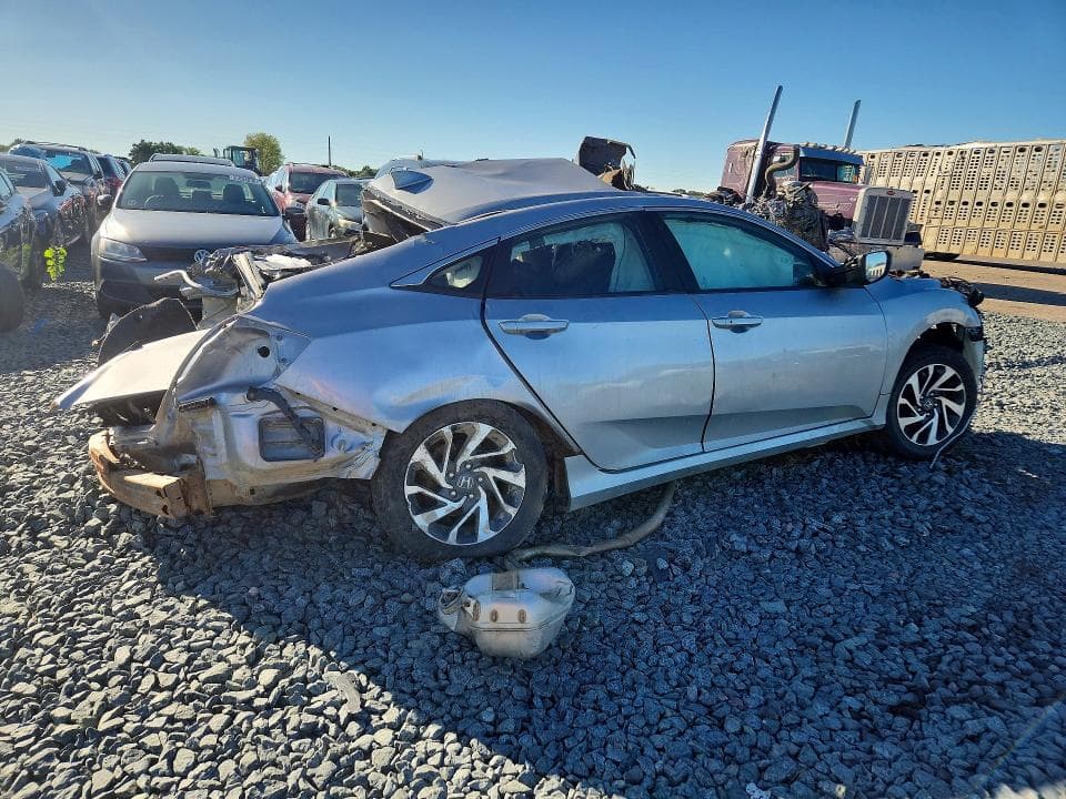 2017 HONDA CIVIC EX 3