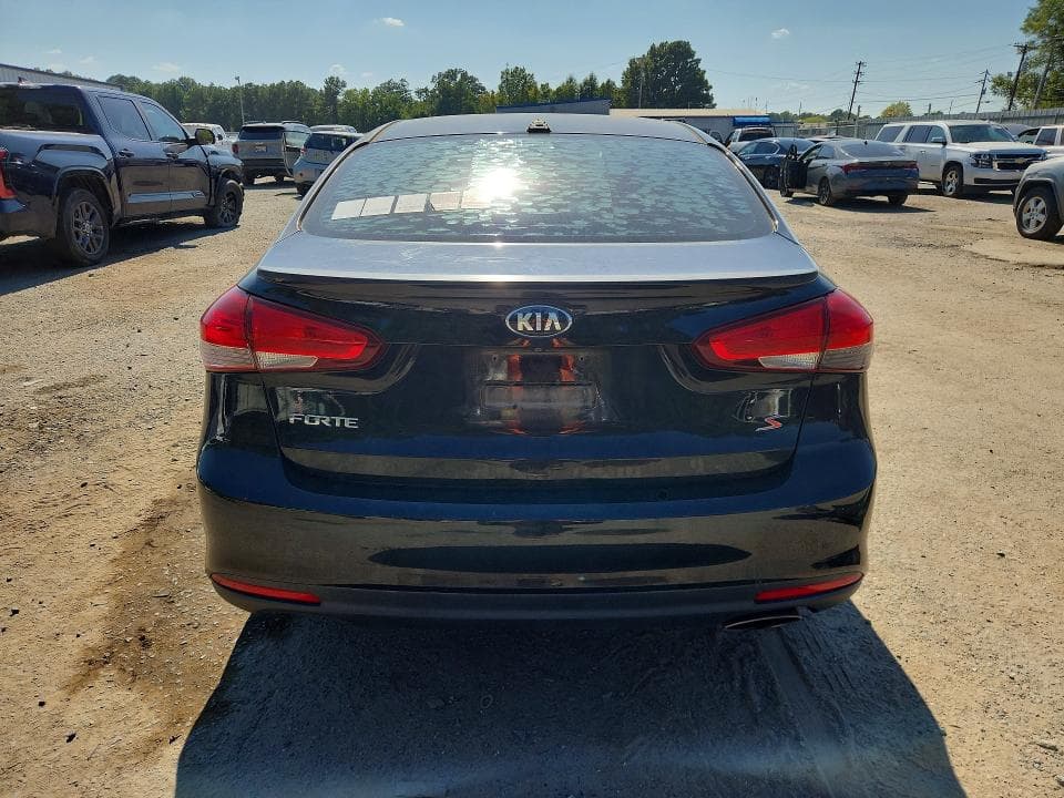 2017 KIA FORTE S 6