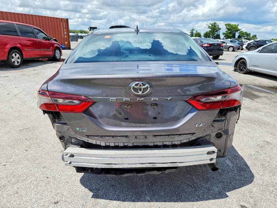 2022 TOYOTA CAMRY LE 6