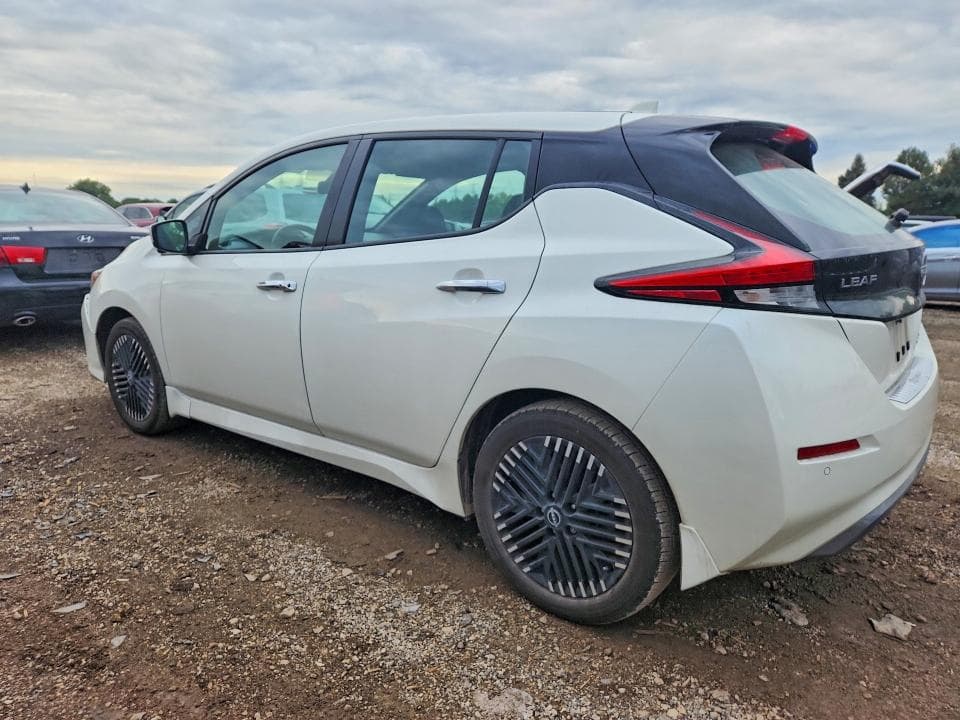 2023 NISSAN LEAF SV PLUS 2