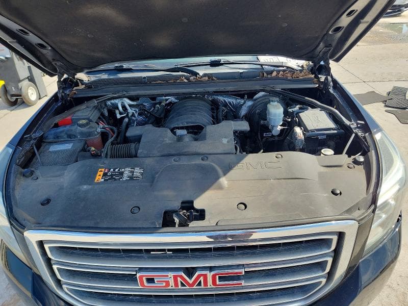 2017 GMC YUKON XL C1500 SLT 12