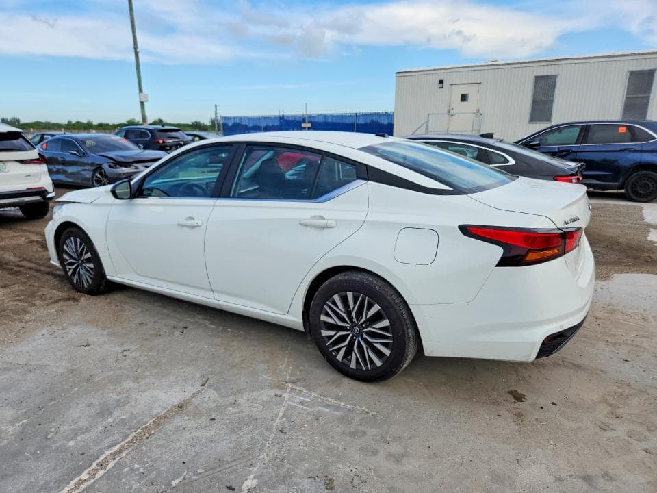 2026 NISSAN ALTIMA SV 2