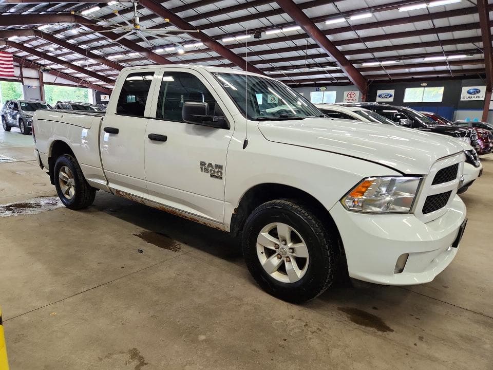 2019 RAM 1500 CLASSIC TRADESMAN 4