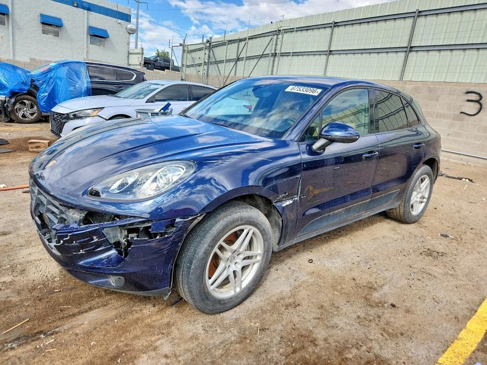 2018 PORSCHE MACAN - 1