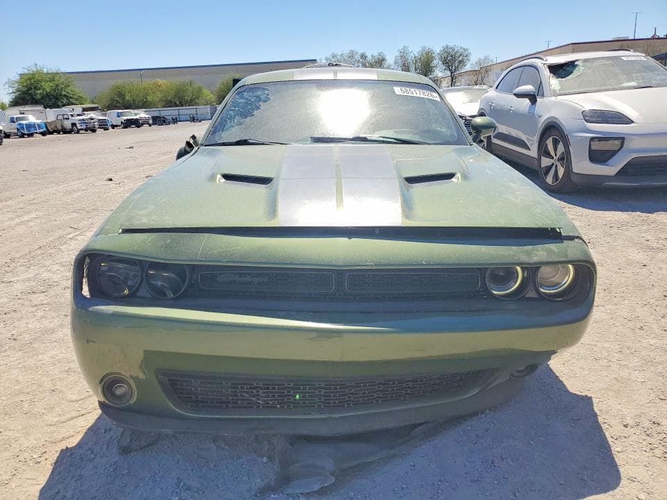 2019 DODGE CHALLENGER SXT 5