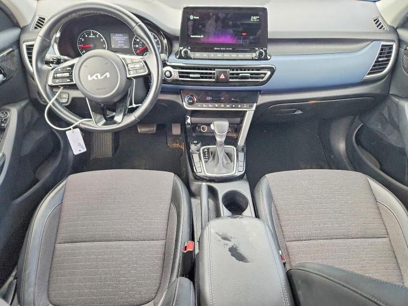 2022 KIA SELTOS S 8