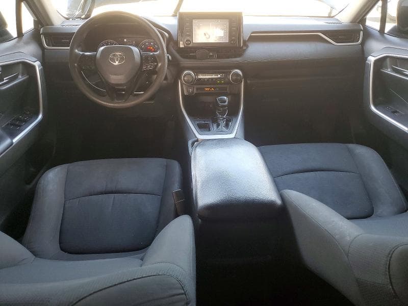 2019 TOYOTA RAV4 LE 8