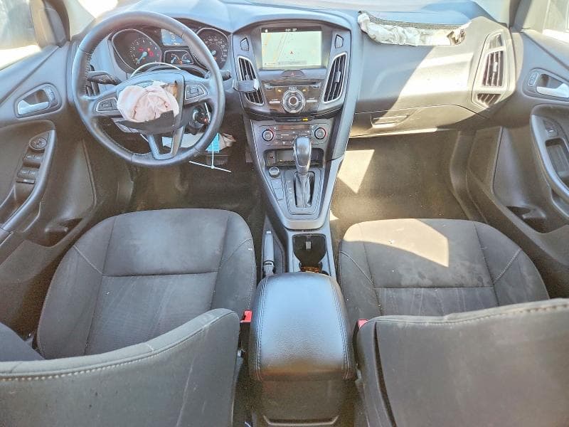 2017 FORD FOCUS SEL 8