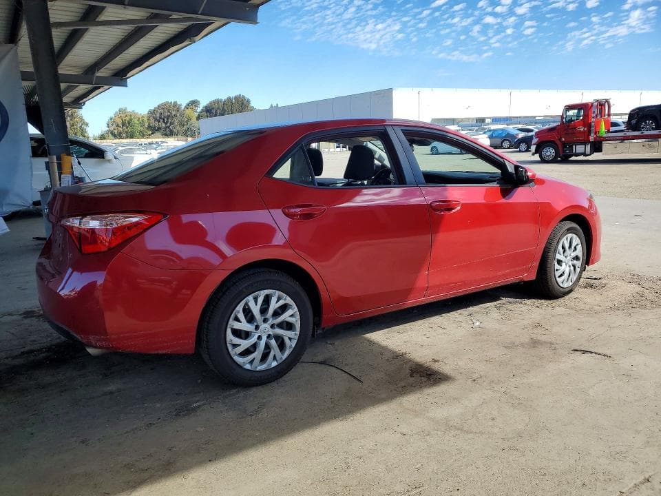 2017 TOYOTA COROLLA LE 3