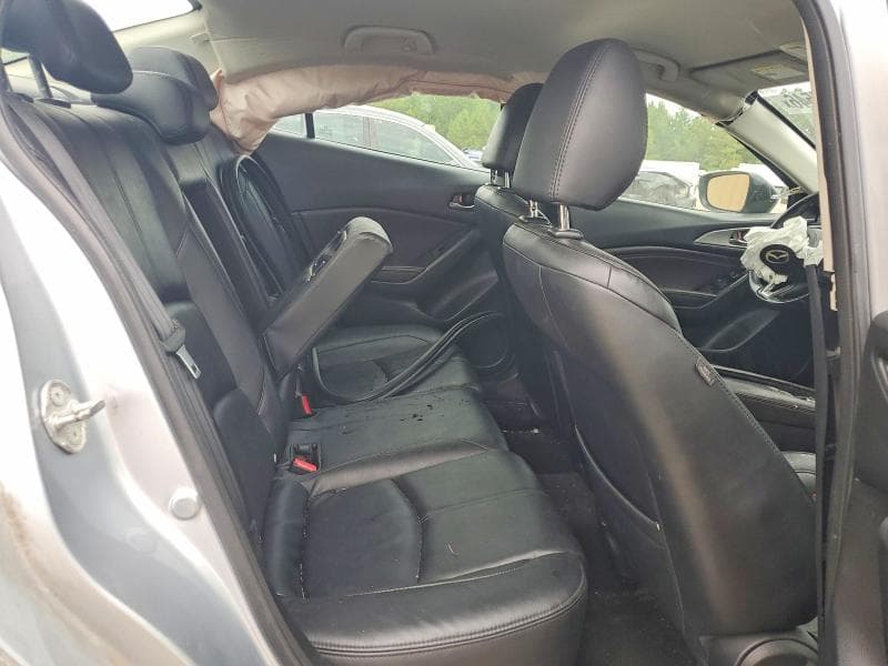 2017 MAZDA 3 TOURING 10