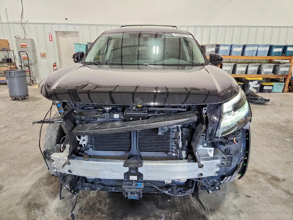 2024 NISSAN PATHFINDER SL 5