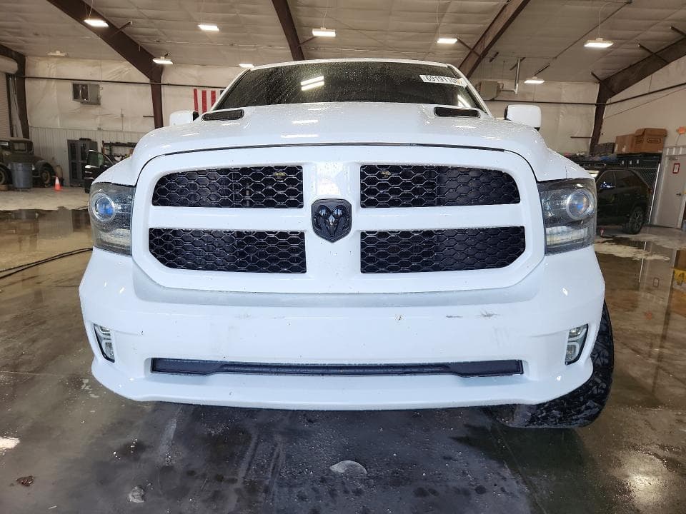 2017 RAM 1500 SPORT 5