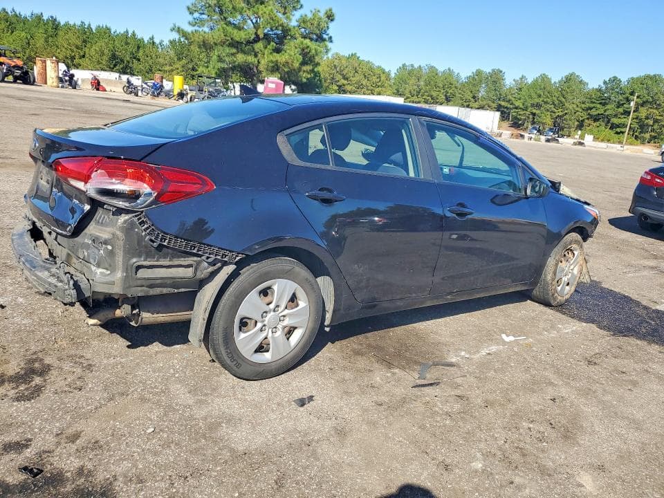 2017 KIA FORTE LX 3