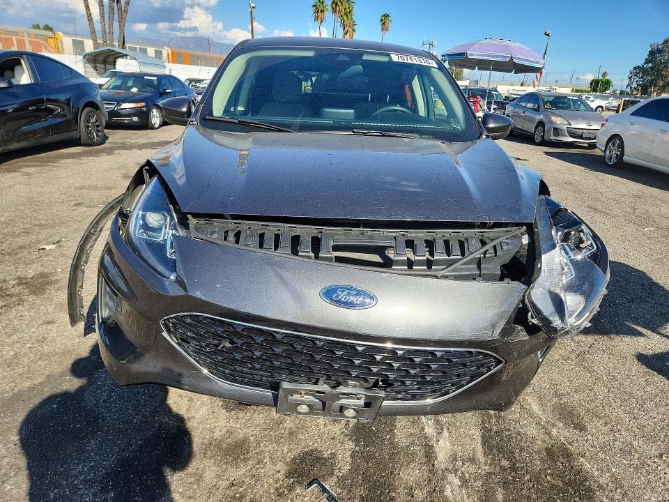 2020 FORD ESCAPE SE 5