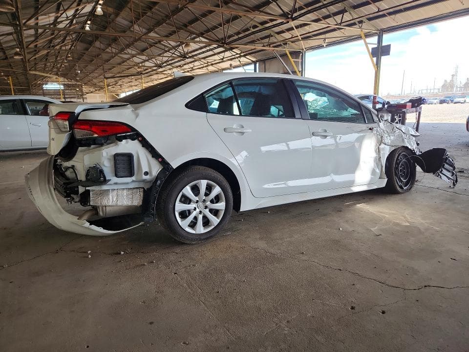 2026 TOYOTA COROLLA LE 3