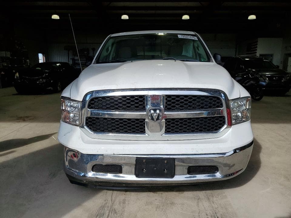 2018 RAM 1500 SLT 5