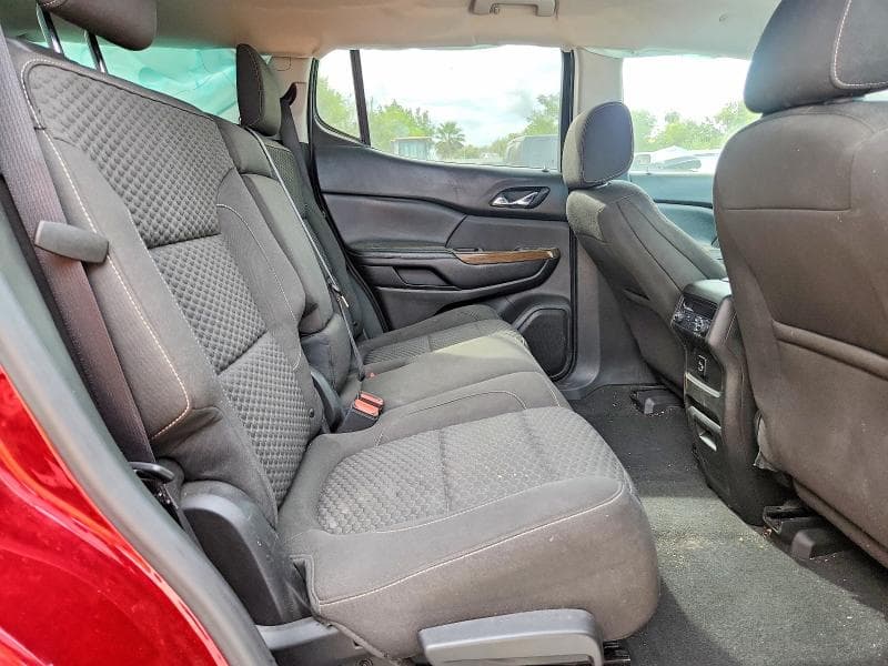 2017 GMC ACADIA SLE 11