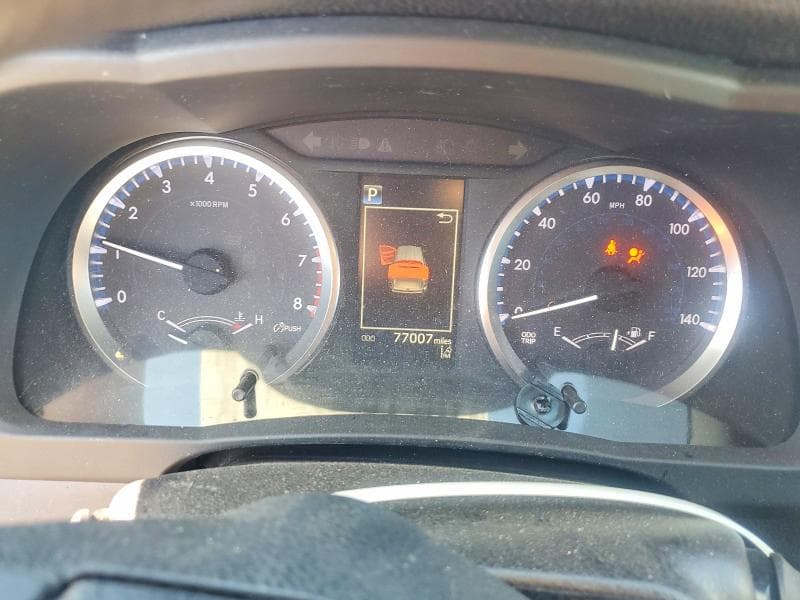 2018 TOYOTA HIGHLANDER LE 9