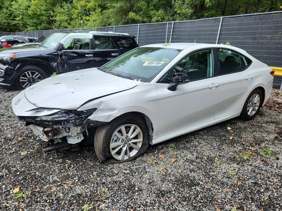 2026 TOYOTA CAMRY LE - 1