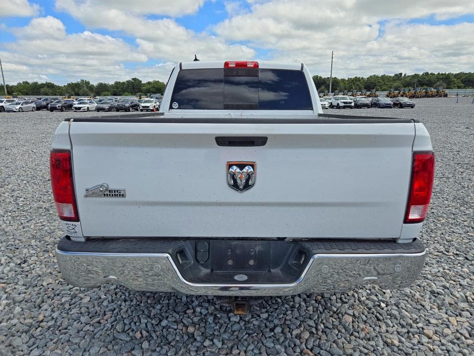 2019 RAM 1500 CLASSIC SLT 6