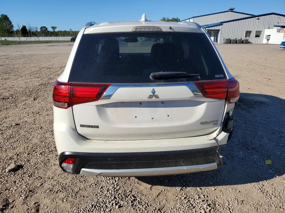 2017 MITSUBISHI OUTLANDER SE 6