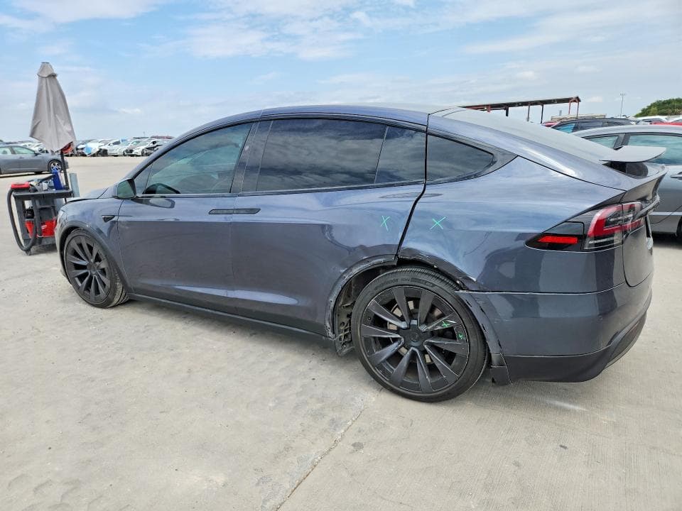 2023 TESLA MODEL X 2