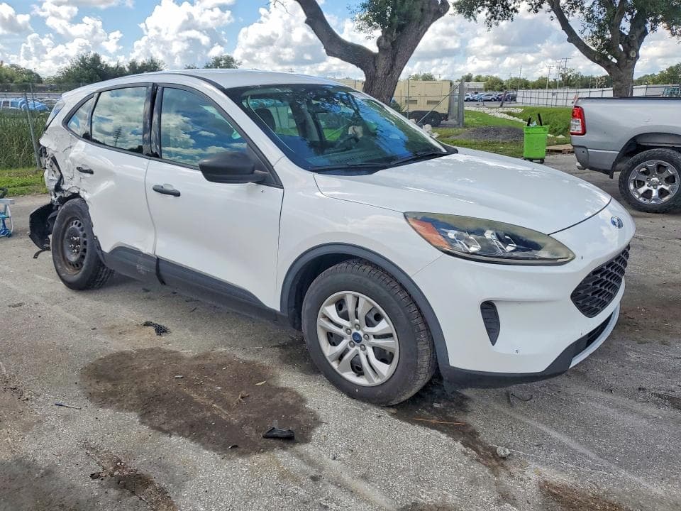 2020 FORD ESCAPE S 4