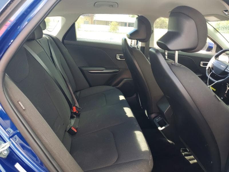 2026 KIA K4 LXS 10