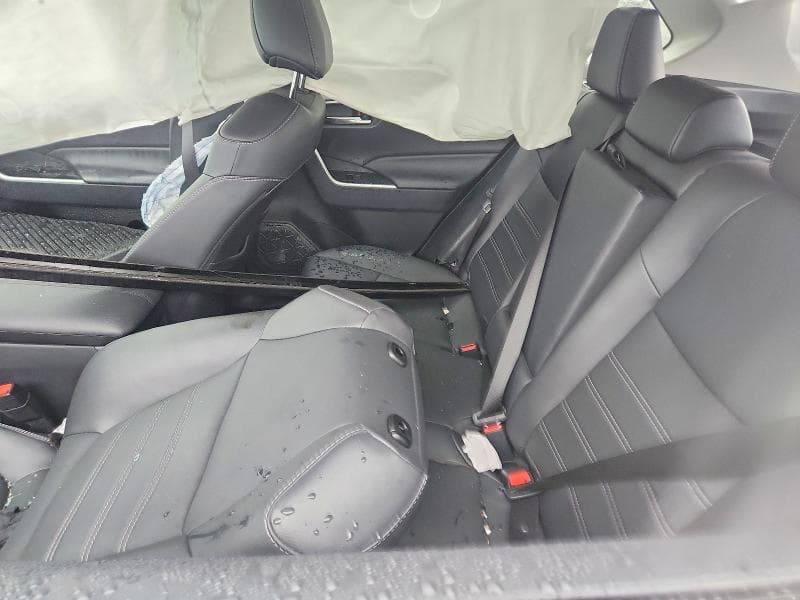 2025 TOYOTA RAV4 XLE PREMIUM 11