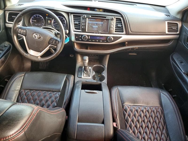 2019 TOYOTA HIGHLANDER LE PLUS 8