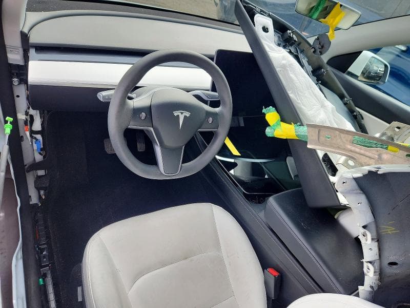2022 TESLA MODEL Y 8