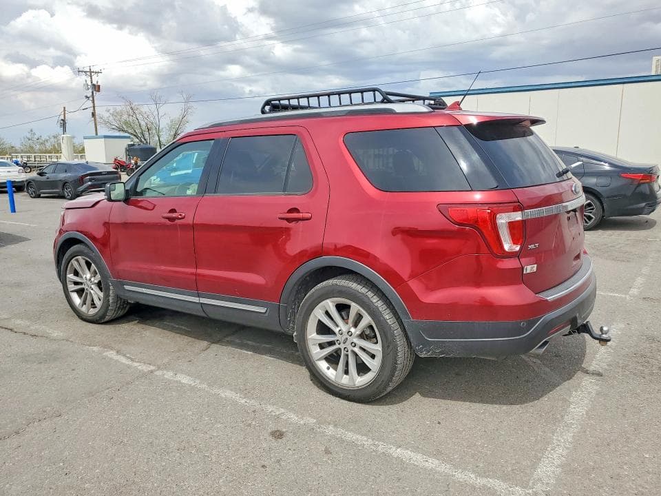 2018 FORD EXPLORER XLT 2