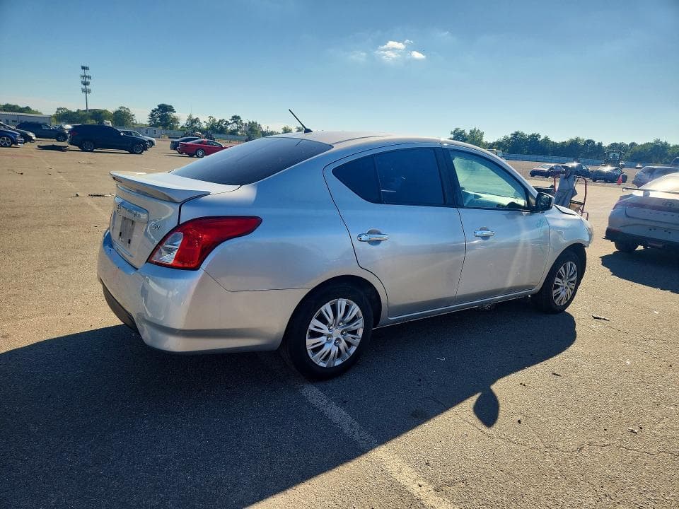 2019 NISSAN VERSA SV 3