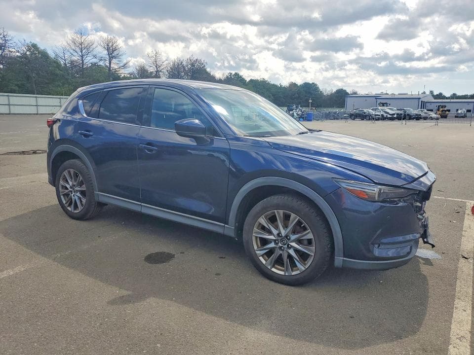 2019 MAZDA CX-5 SIGNATURE 4