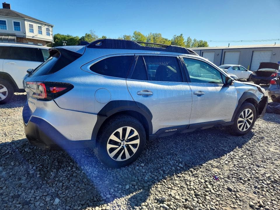 2024 SUBARU OUTBACK PREMIUM 3