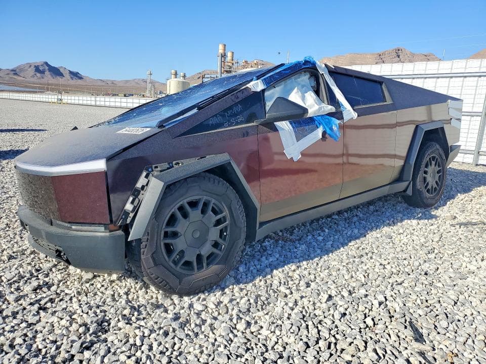 2024 TESLA CYBERTRUCK - 1