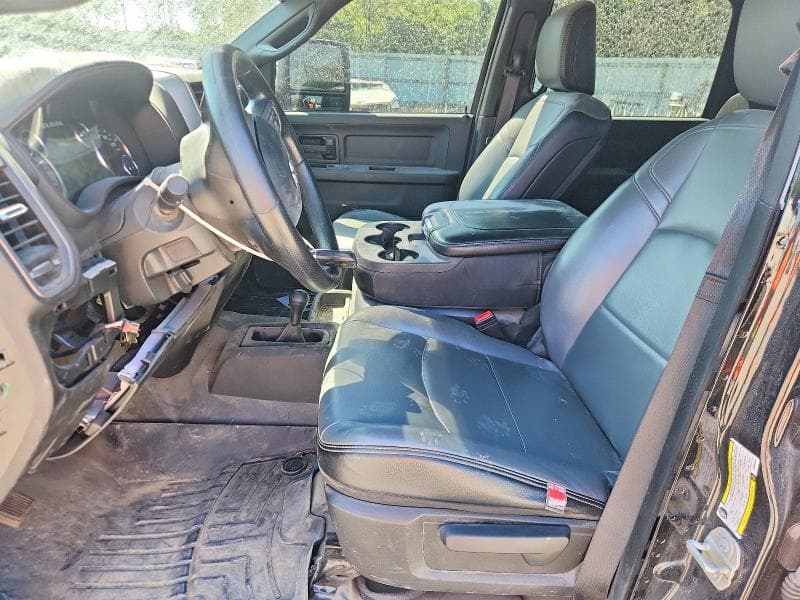 2023 RAM 3500 TRADESMAN 7