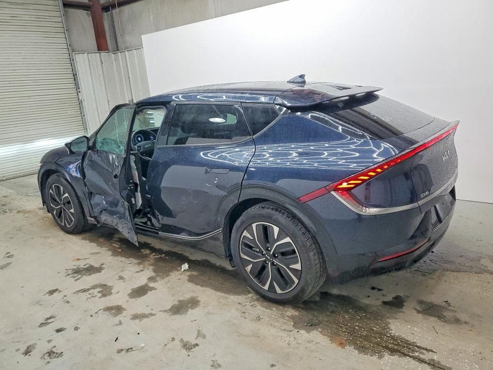 2023 KIA EV6 WIND 2