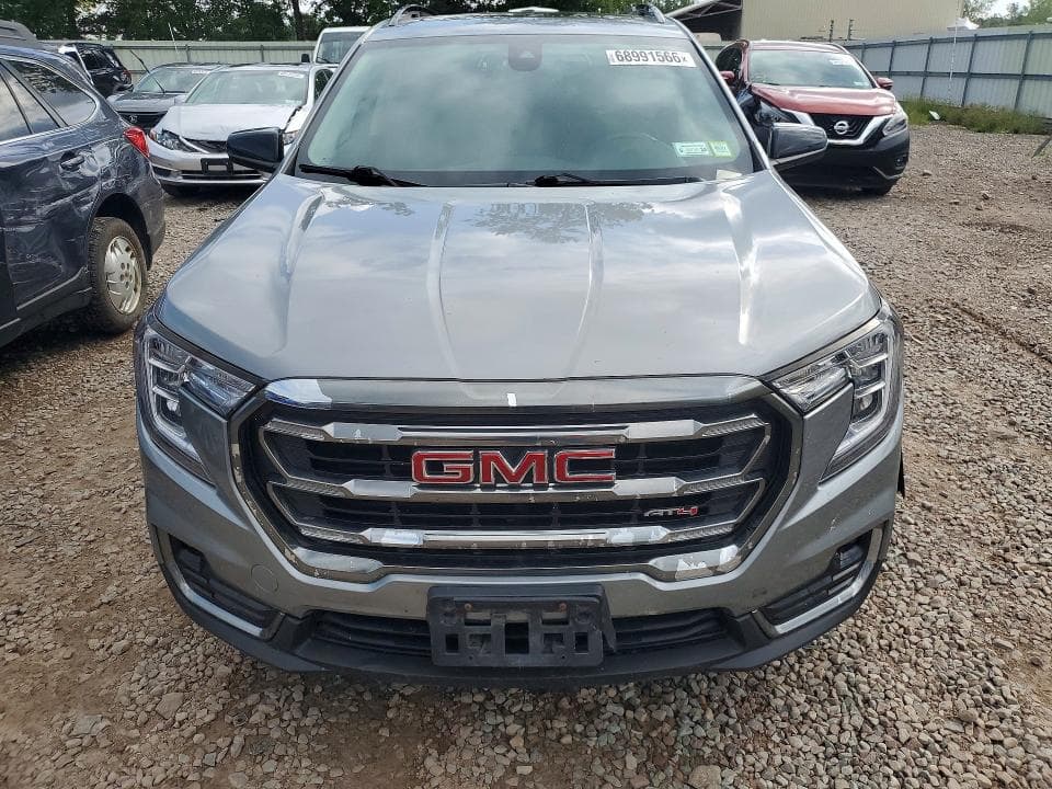 2023 GMC TERRAIN AT4 5