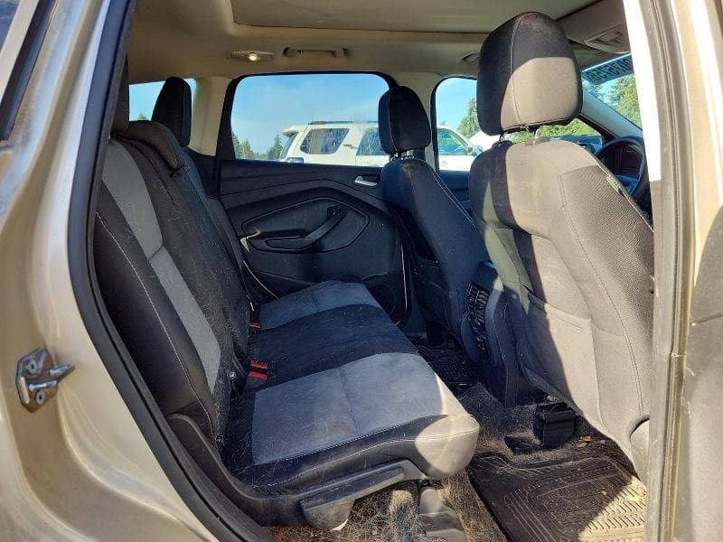 2017 FORD ESCAPE SE 11