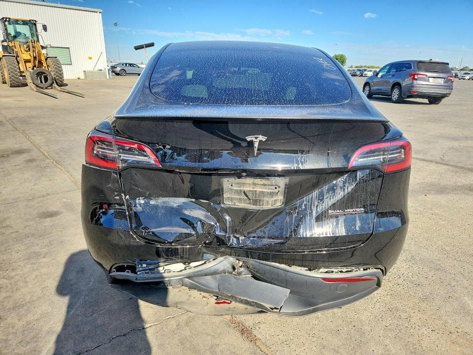 2023 TESLA MODEL Y 6