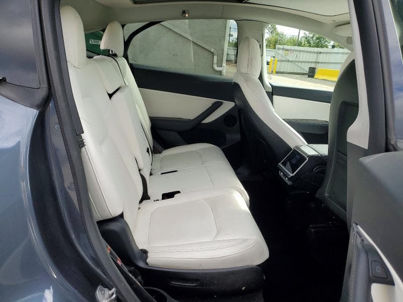 2022 TESLA MODEL Y 11