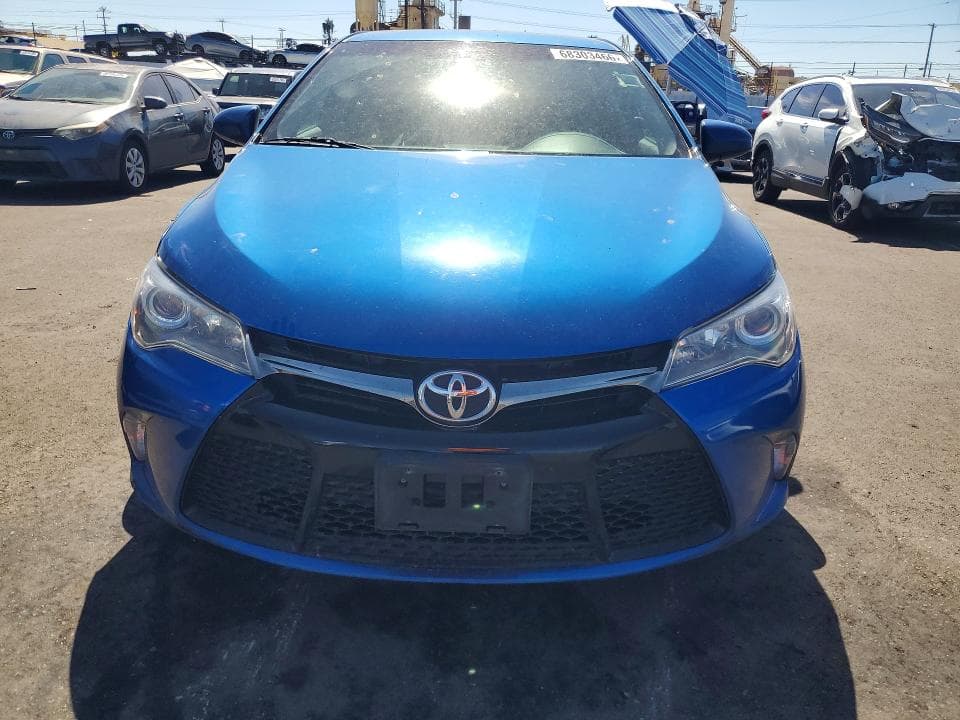 2017 TOYOTA CAMRY SE 5