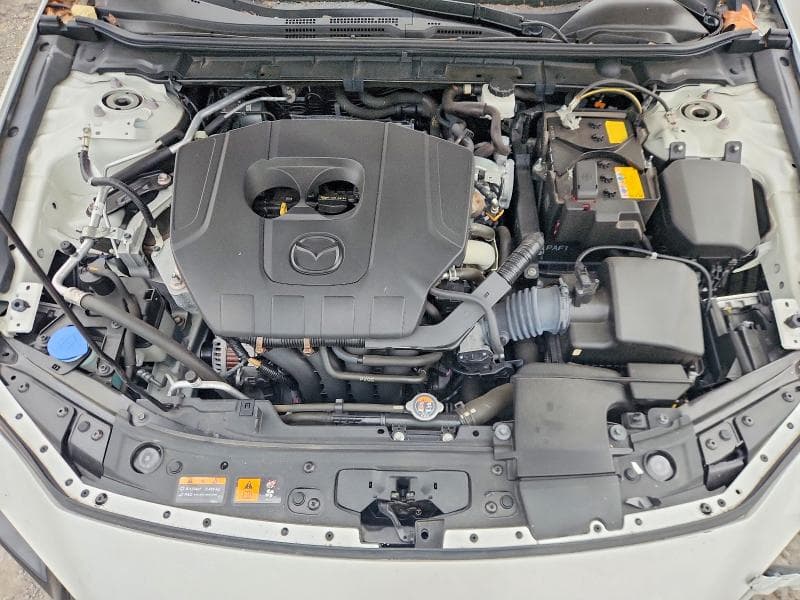 2023 MAZDA 3 PREMIUM 12