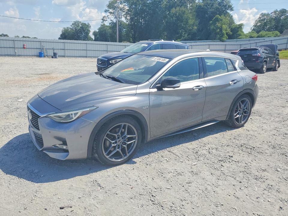 2018 INFINITI QX30 SPORT