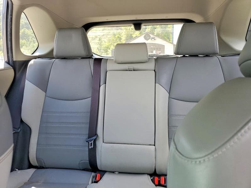 2019 TOYOTA RAV4 LIMITED 10
