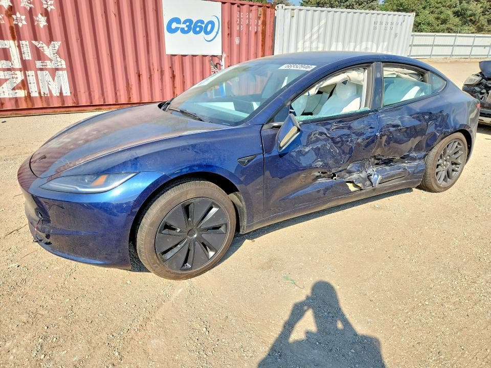 2026 TESLA MODEL 3 - 1