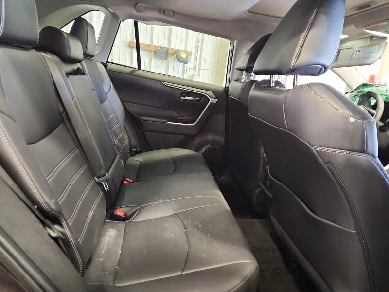2024 TOYOTA RAV4 XLE PREMIUM 11