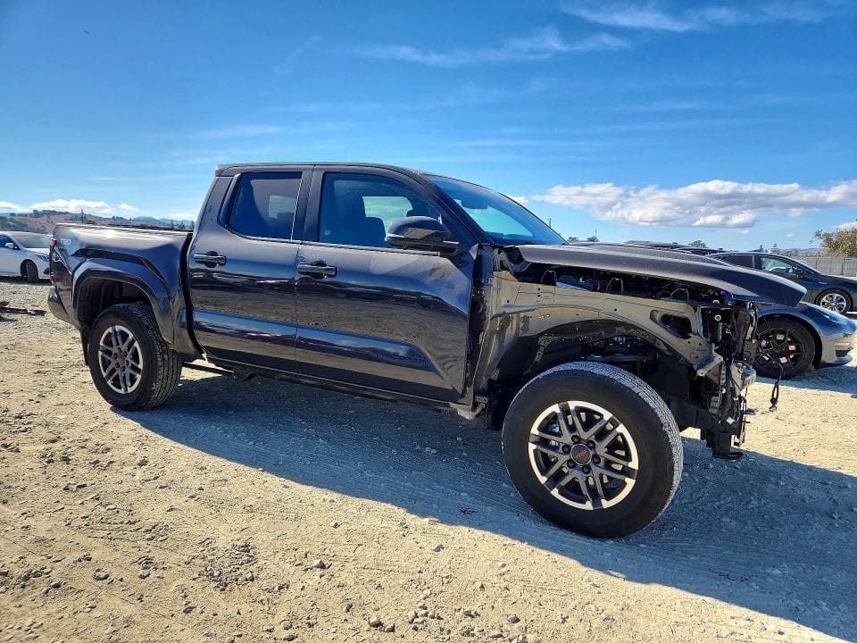 2024 TOYOTA TACOMA TRD SPORT 4